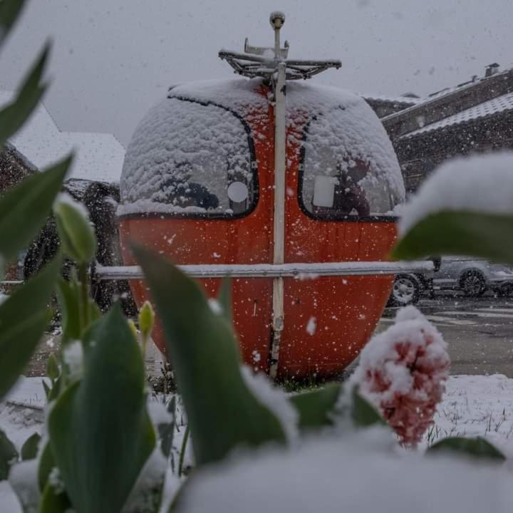 Calme et sérénité 4 étoiles pour vos séjours VSD ou + Sixt Esterno foto